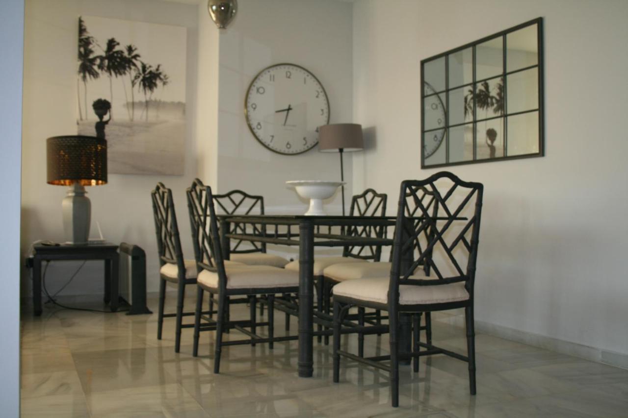 Apartamento En Primera Linea/Beachfront Apartment Fuengirola Exterior photo