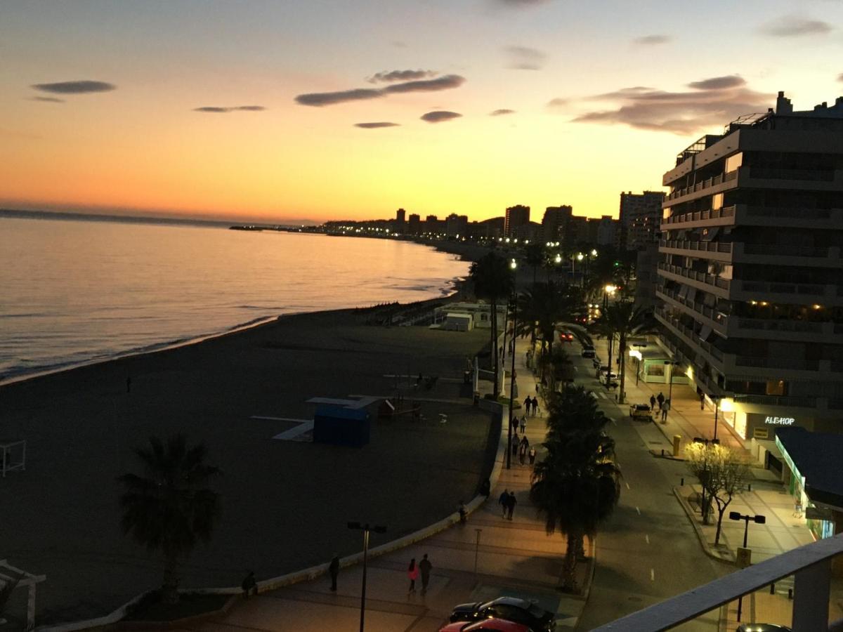 Apartamento En Primera Linea/Beachfront Apartment Fuengirola Exterior photo
