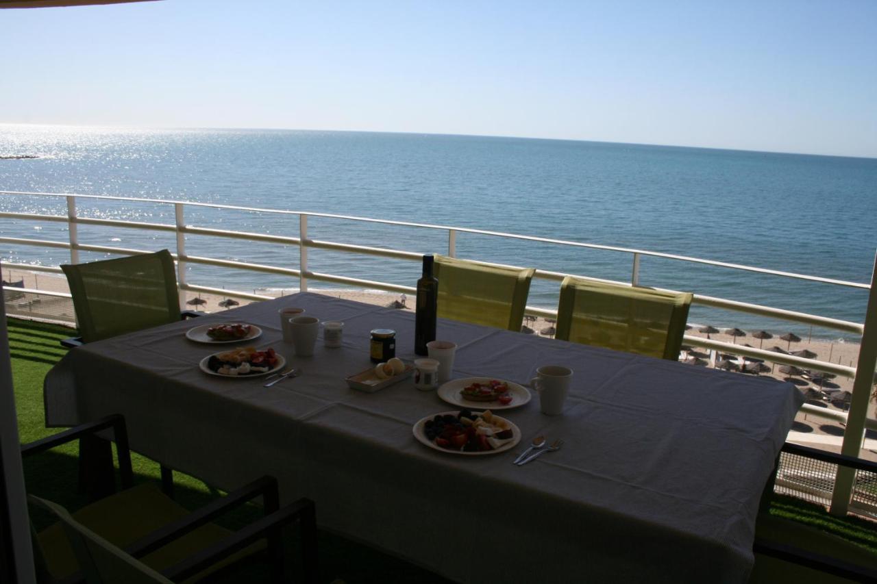 Apartamento En Primera Linea/Beachfront Apartment Fuengirola Exterior photo