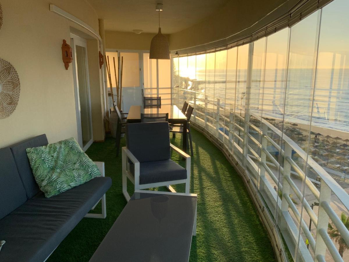 Apartamento En Primera Linea/Beachfront Apartment Fuengirola Exterior photo