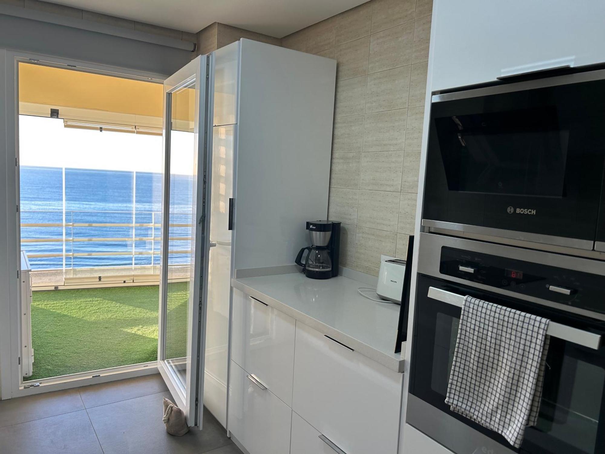 Apartamento En Primera Linea/Beachfront Apartment Fuengirola Exterior photo